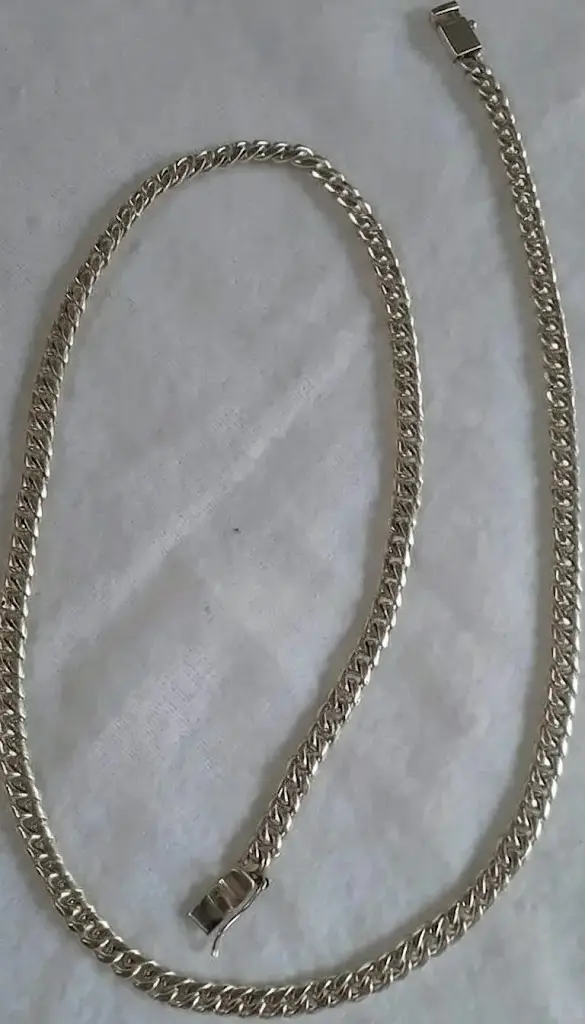 Cadenas de oro y plata - Joyería La Filigrana Trujillo